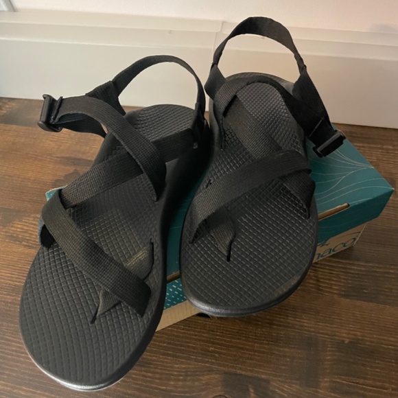 Chaco Women's Z/2 Classic Sandal Black size 9 - Picture 3 of 7